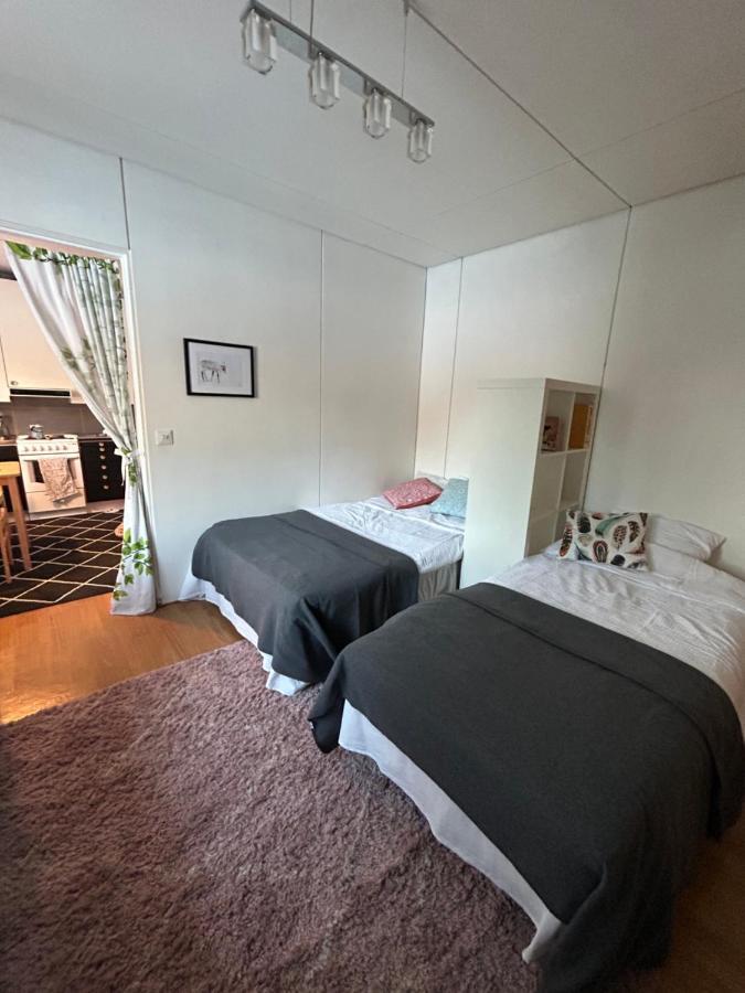 Norvala The Shower Is Located In The Main Building โรวานิเอมิ ภายนอก รูปภาพ